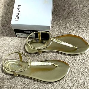 New Nine West Bassie Flat Sandals 8M